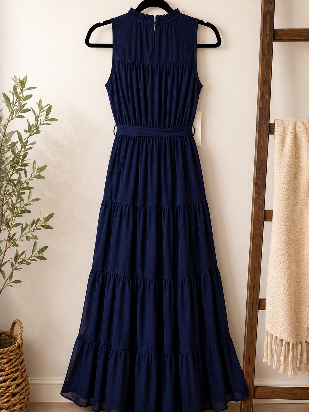 PINCH NWT Navy Tiered Maxi Dress Mock Neck Sleeveless Tie Waist Size L - Picture 2 of 7